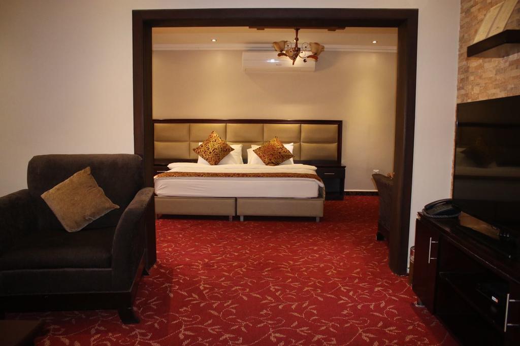 Bustan Masterpieces Hotel Arar Exterior photo