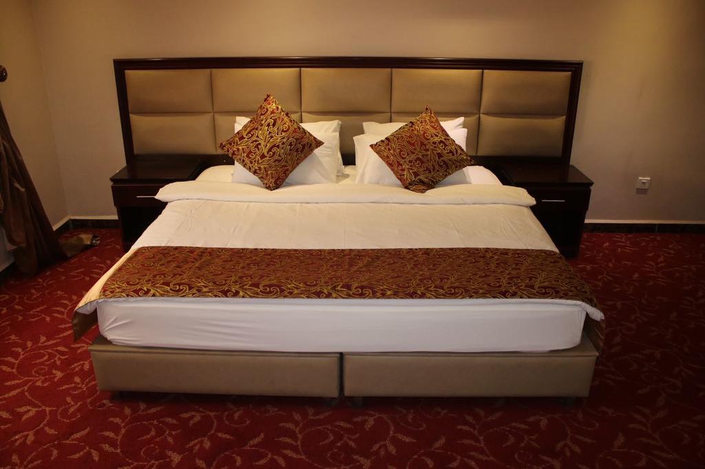 Bustan Masterpieces Hotel Arar Exterior photo